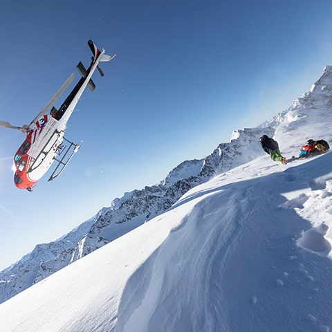 heliskiing in indian himalaya gulmarg kashmir manali auli uttarakhand
